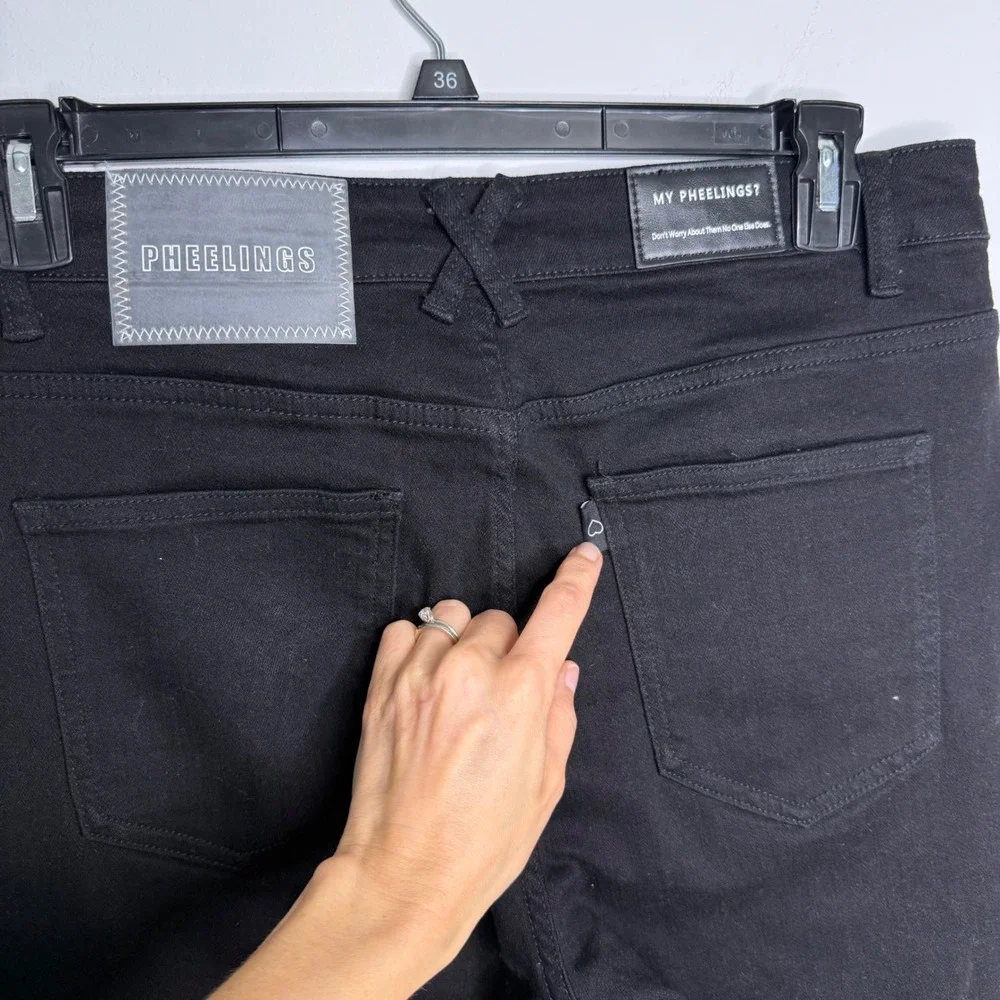 Pheelings Mens Distressed Skinny Jeans Black Ripped Frayed Hem Sz 34 Streetwear - Picture 6 of 9